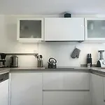 Blick Lischana- Ein Traum Mit Bergpanorama, Sauna, Hottub Apartmán