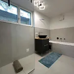 Apartmán Blick Lischana- Ein Traum Mit Bergpanorama, Sauna, Hottub *