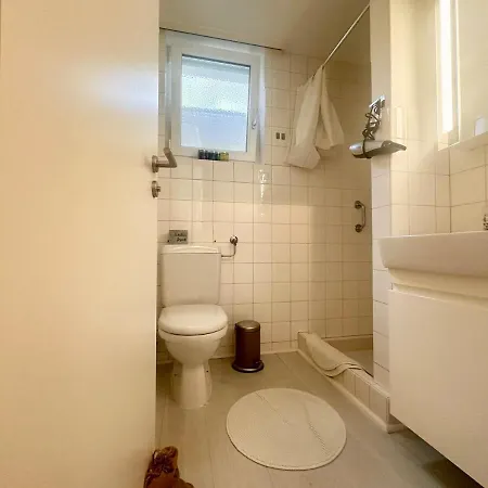 Lägenhet Blick Lischana- Ein Traum Mit Bergpanorama, Sauna, Hottub *