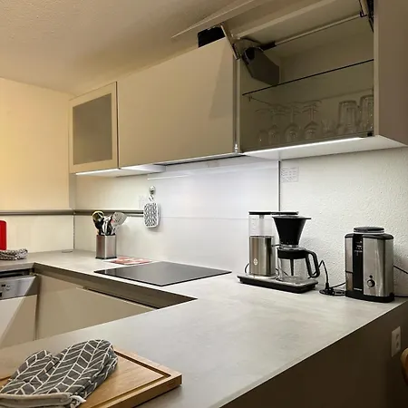 شقة Blick Lischana- Ein Traum Mit Bergpanorama, Sauna, Hottub سكول