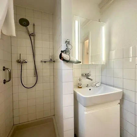 Blick Lischana- Ein Traum Mit Bergpanorama, Sauna, Hottub