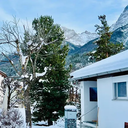 Apartmán Blick Lischana- Ein Traum Mit Bergpanorama, Sauna, Hottub Scuol