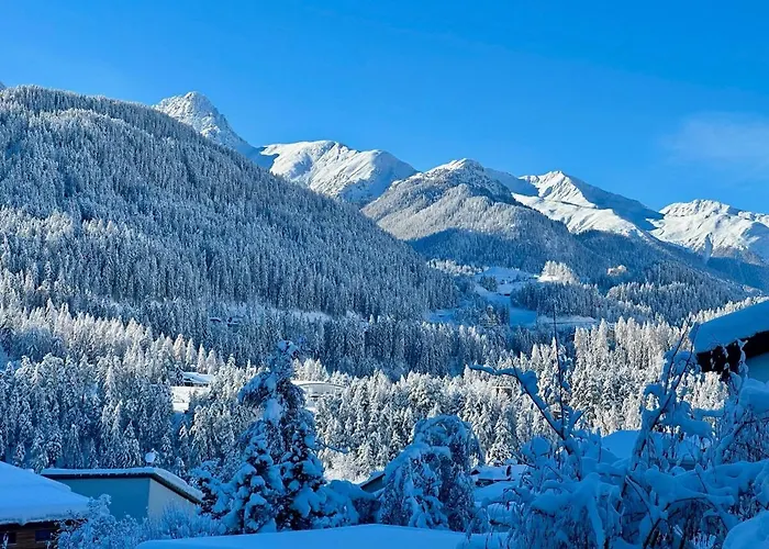 Apartamento Blick Lischana- Ein Traum Mit Bergpanorama, Sauna, Hottub
