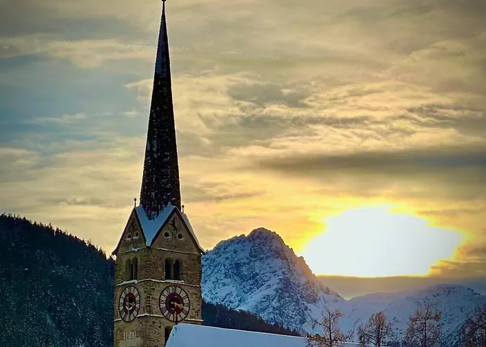 Apartamento Blick Lischana- Ein Traum Mit Bergpanorama, Sauna, Hottub Scuol