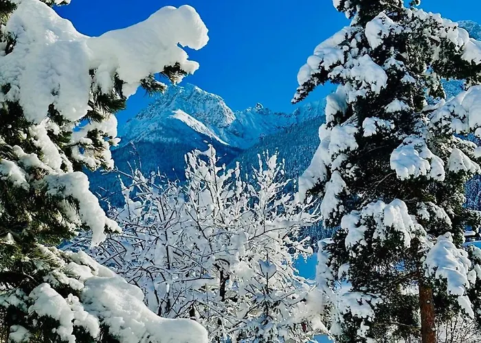 Apartamento Blick Lischana- Ein Traum Mit Bergpanorama, Sauna, Hottub Scuol