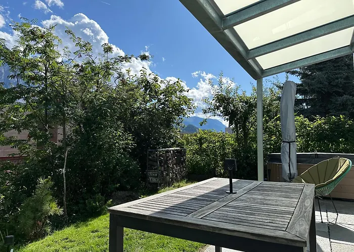 Blick Lischana- Ein Traum Mit Bergpanorama, Sauna, Hottub Apartamento Scuol