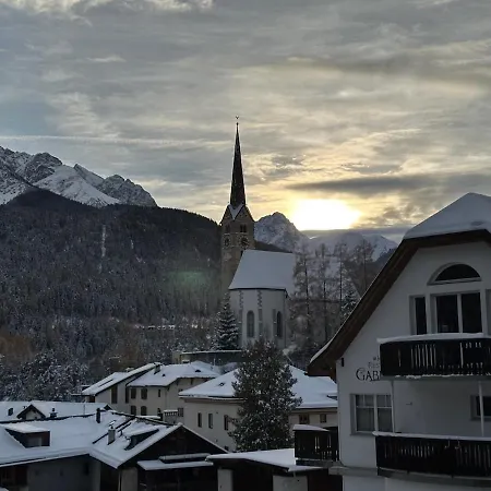 Blick Lischana- Ein Traum Mit Bergpanorama, Sauna, Hottub Scuol