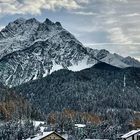 Blick Lischana- Ein Traum Mit Bergpanorama, Sauna, Hottub Apartamento