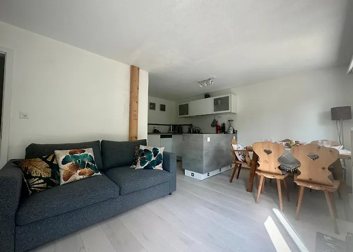 Blick Lischana- Ein Traum Mit Bergpanorama, Sauna, Hottub Apartamento Scuol