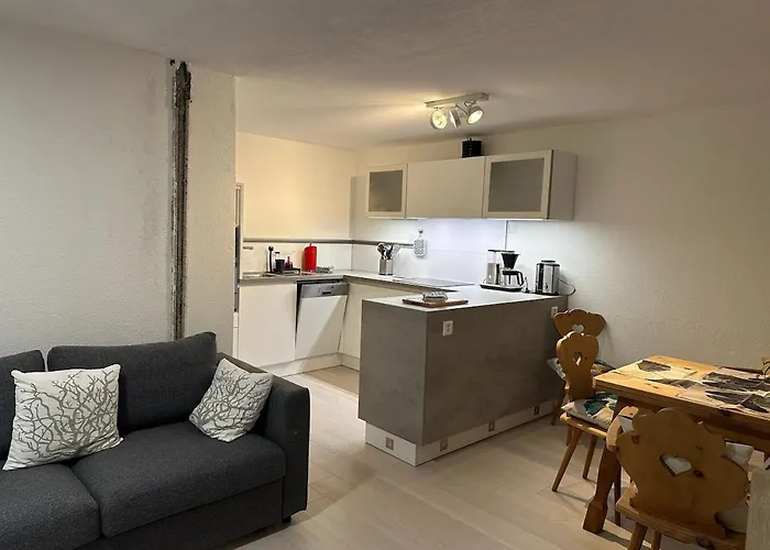 Blick Lischana- Ein Traum Mit Bergpanorama, Sauna, Hottub Scuol